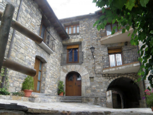 Apartamentos Casa Cosculluela