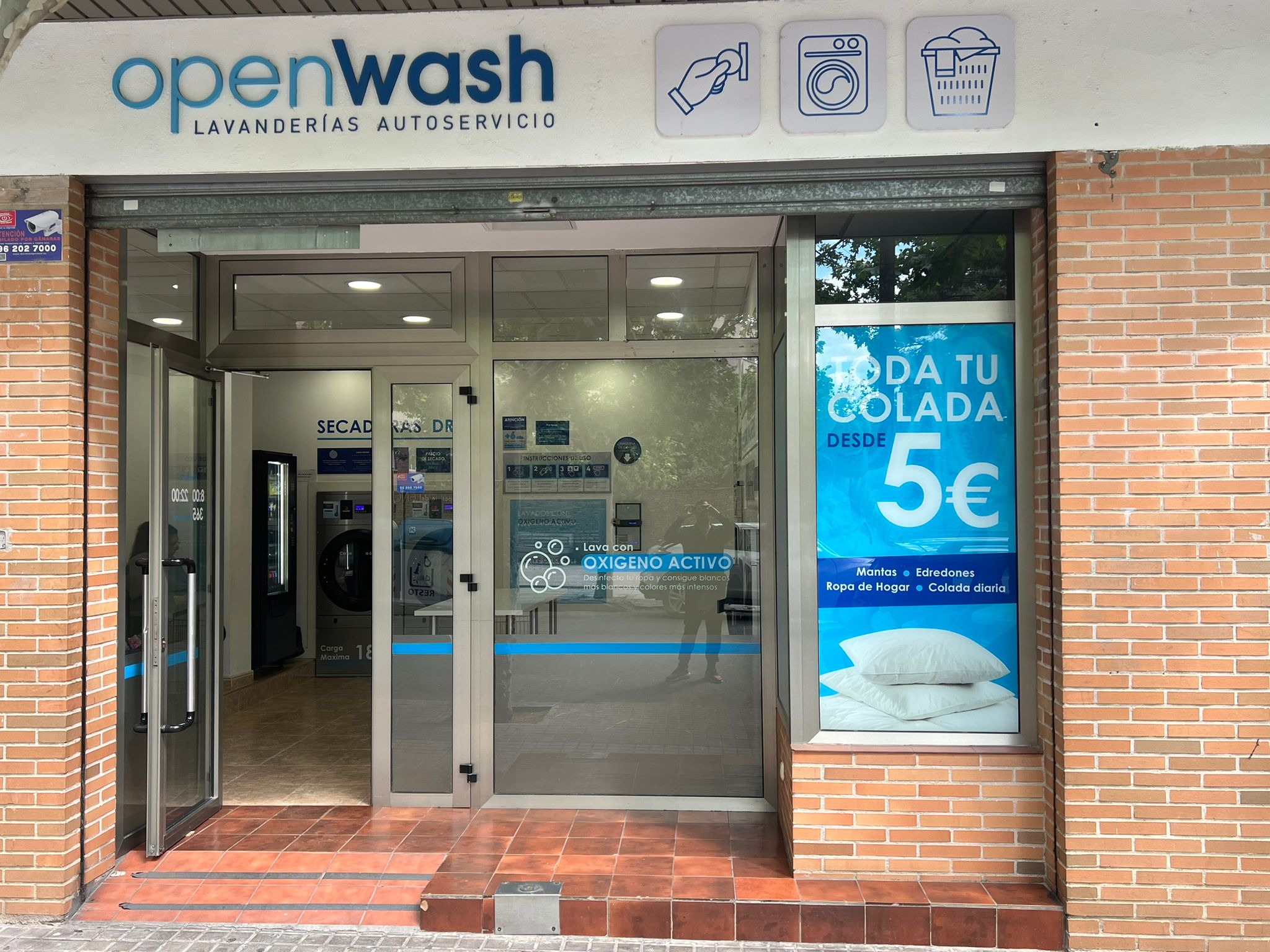 Open Wash Lavandería Autoservicio