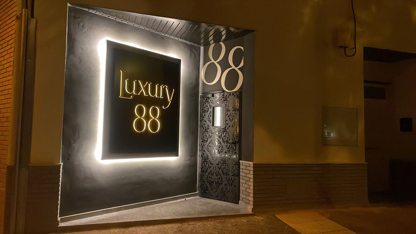 Luxury 88